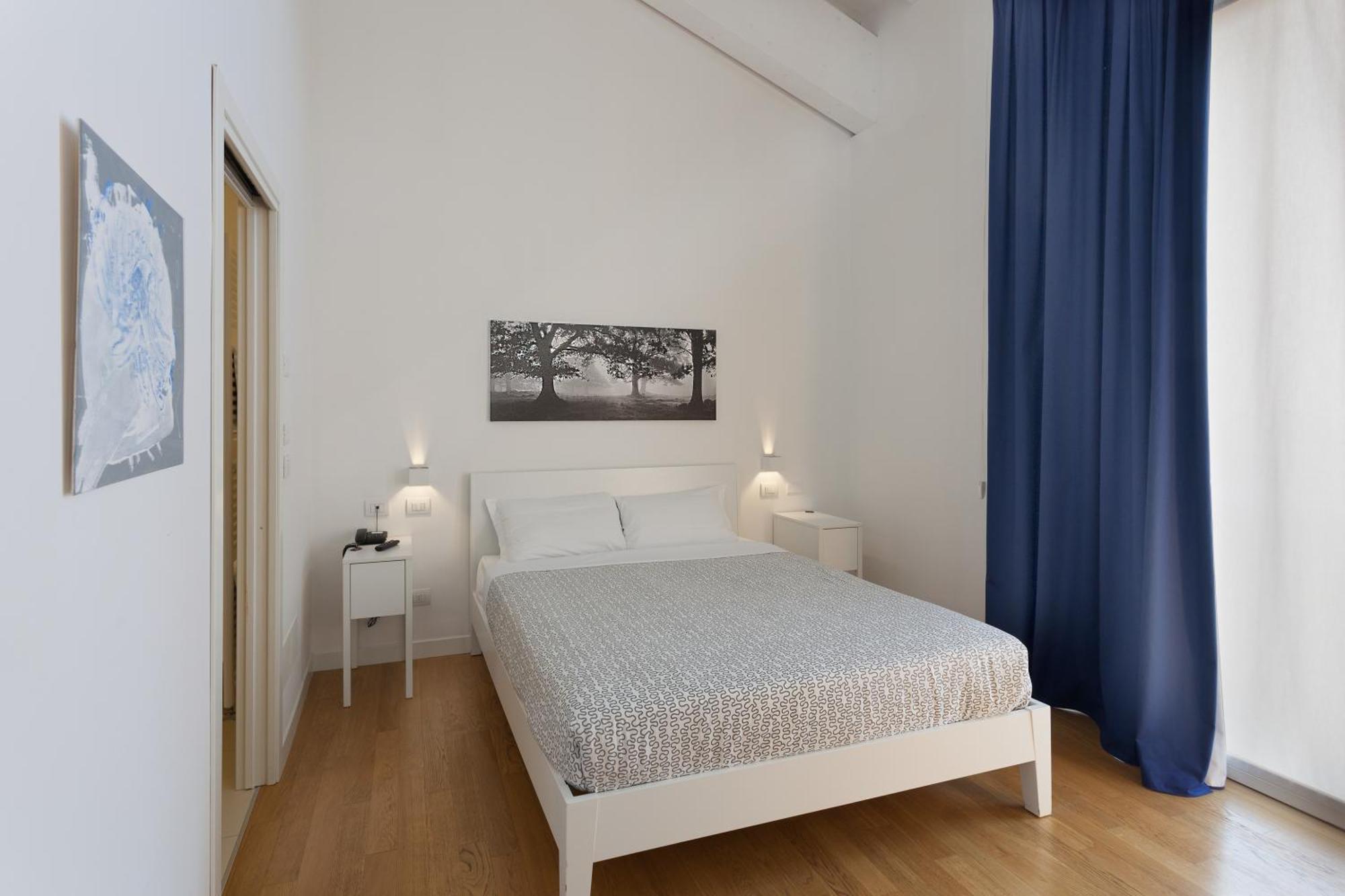 Hotel Forlanini 52 Parma Szoba fotó