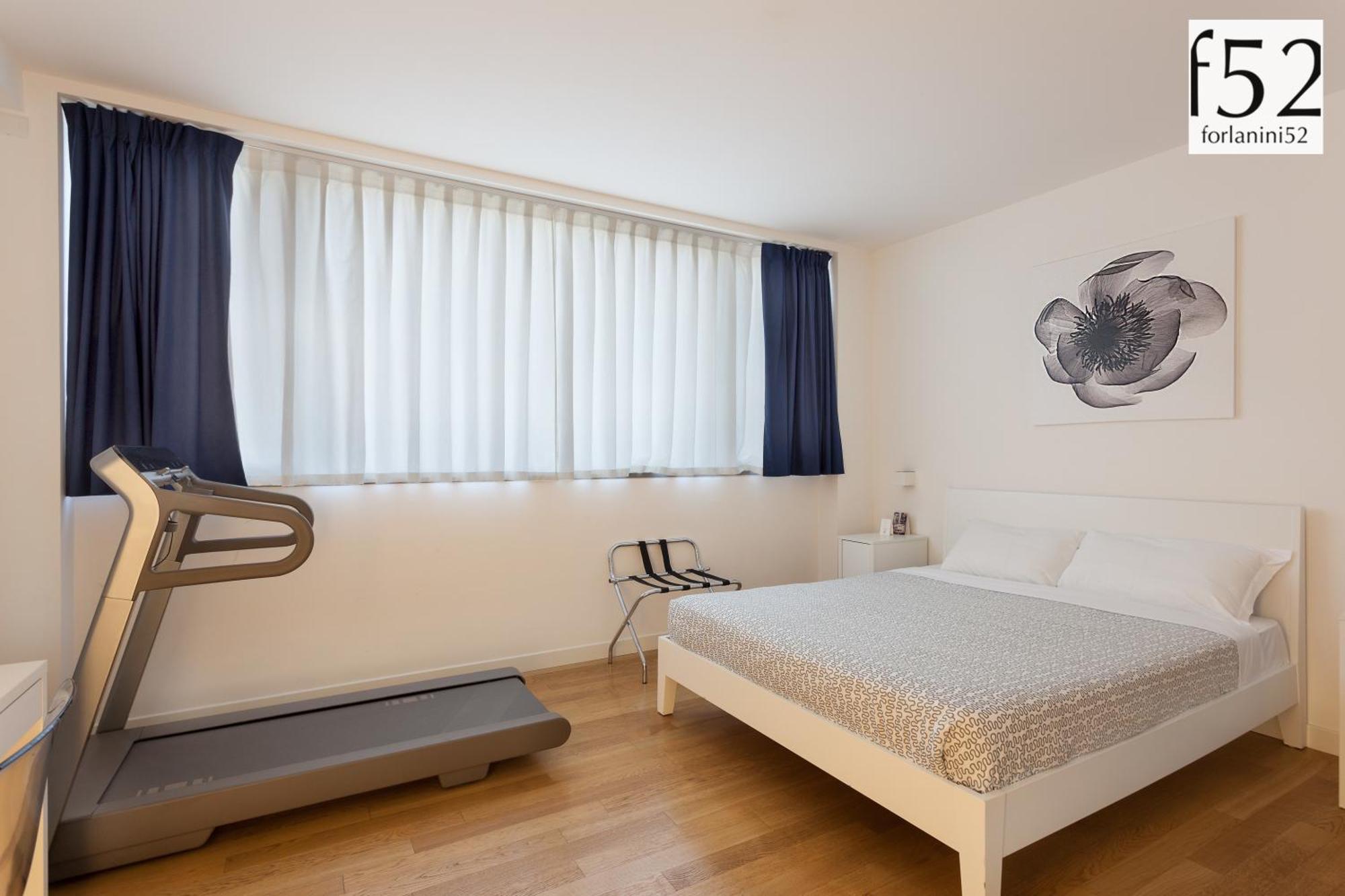 Hotel Forlanini 52 Parma Szoba fotó