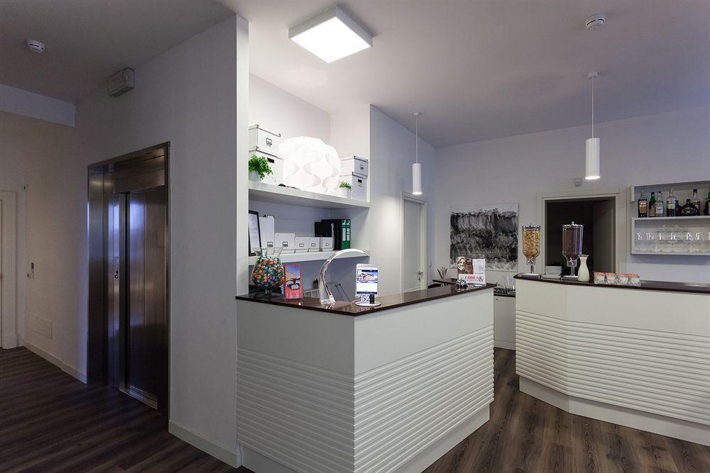 Hotel Forlanini 52 Parma Kültér fotó