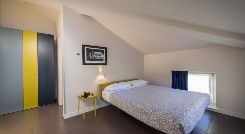 Hotel Forlanini 52 Parma Kültér fotó