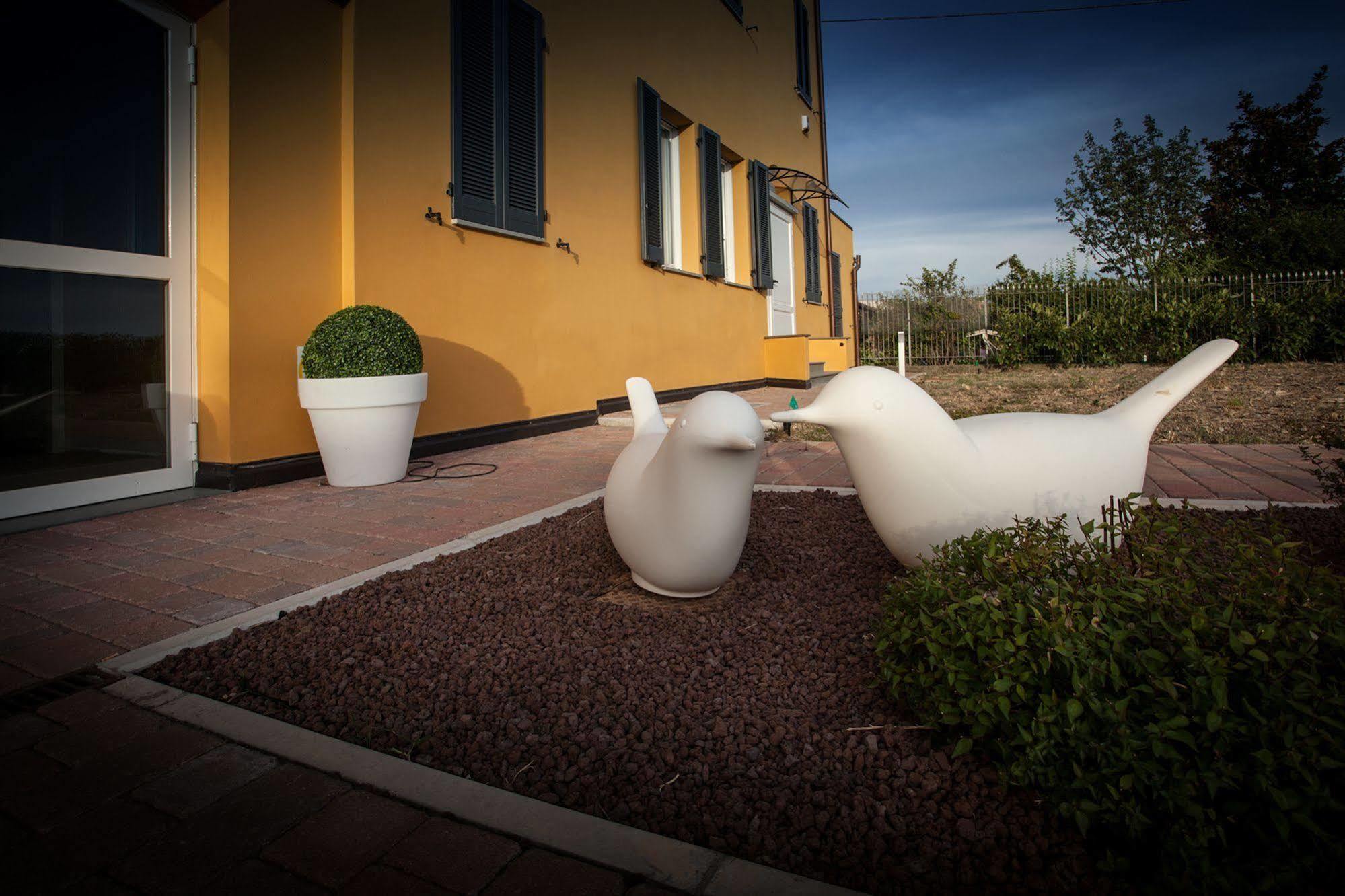 Hotel Forlanini 52 Parma Kültér fotó